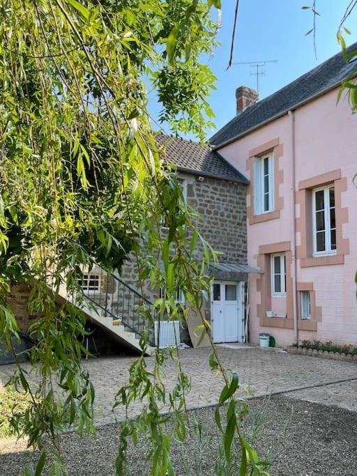 Les Maisons D'Aure: Le Studio Putanges Екстер'єр фото